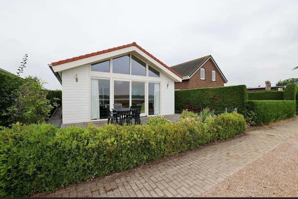 Vakantiehuis De Wilgenroos Wervershoof Exterior photo